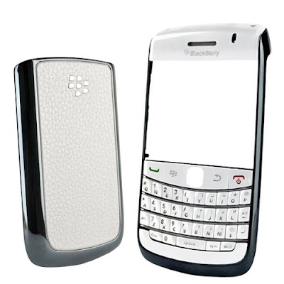 اكسسوار بلاك بيري .. BlackBerry Bold 9700 9020 Onyx Chrome Housing Faceplate Cover With KeypadBattery Cover - BlackPearl White500